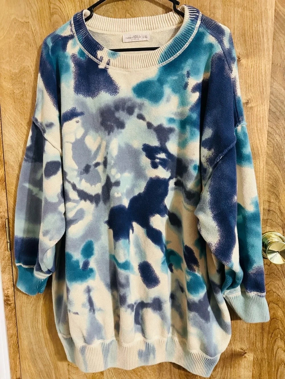 NATURAL LIFE Blue Teal and Cream Tie-Dye Crewneck Sweater - Picture 2 of 4